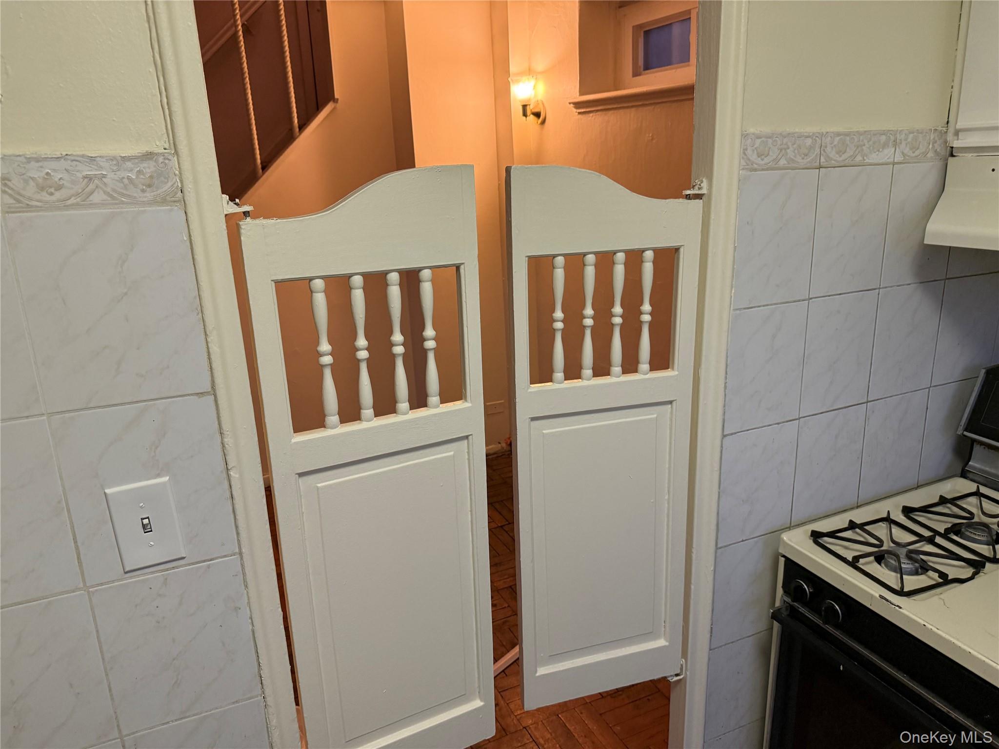 #8 photo, 150 Grand Central Parkway, Jamaica , NY 11432