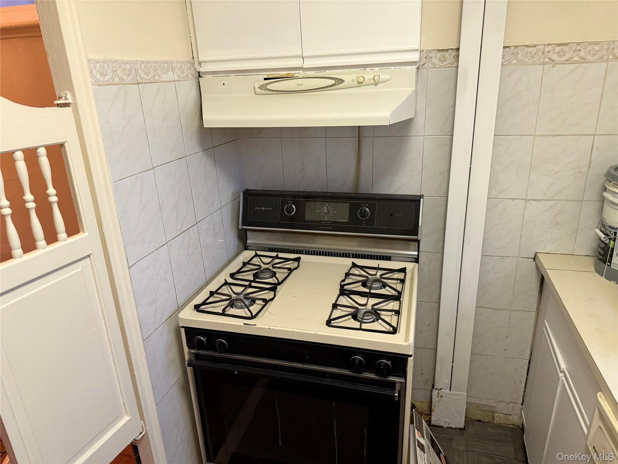 #9 photo, 150 Grand Central Parkway, Jamaica , NY 11432