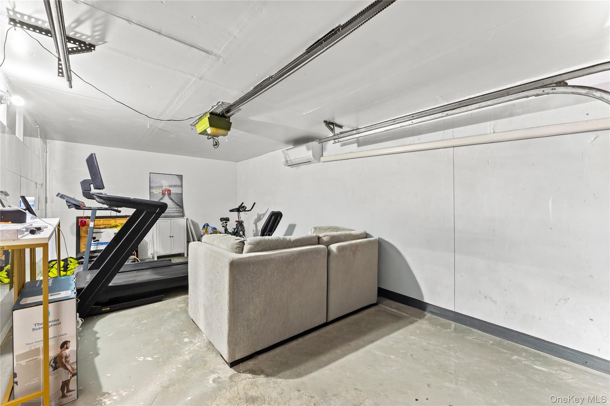 #19 photo, 24017 67th Avenue, Little Neck , NY 11362