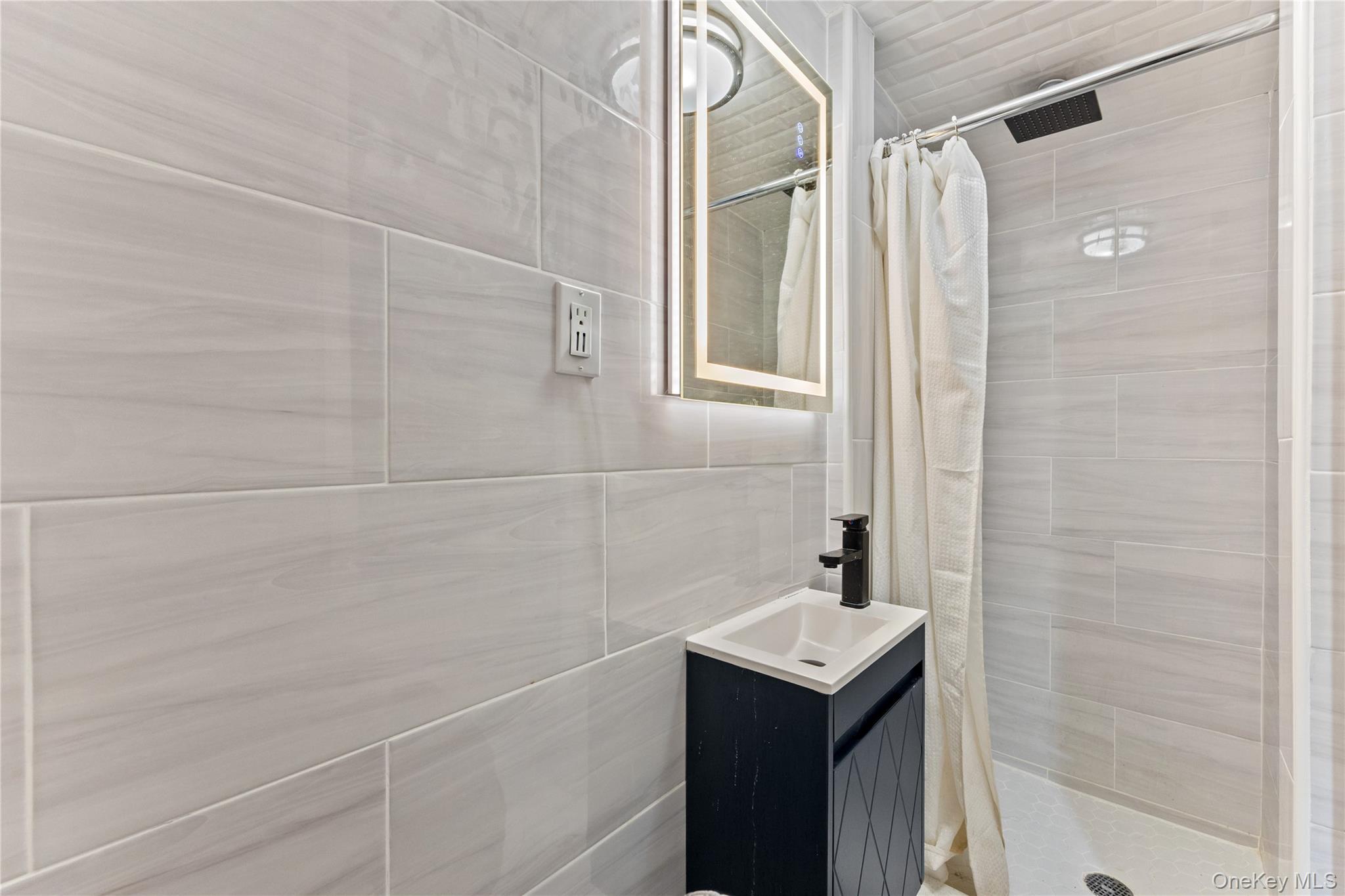 #20 photo, 24017 67th Avenue, Little Neck , NY 11362