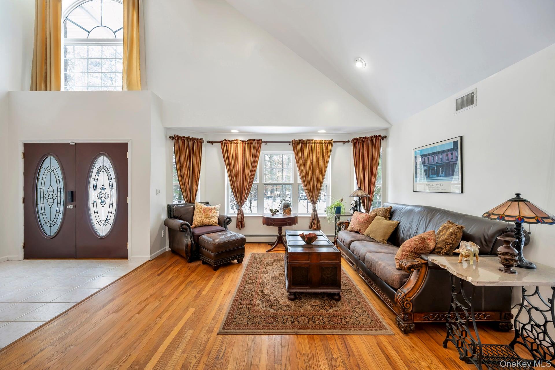 #19 photo, 18 Darcy Avenue, Manorville , NY 11949