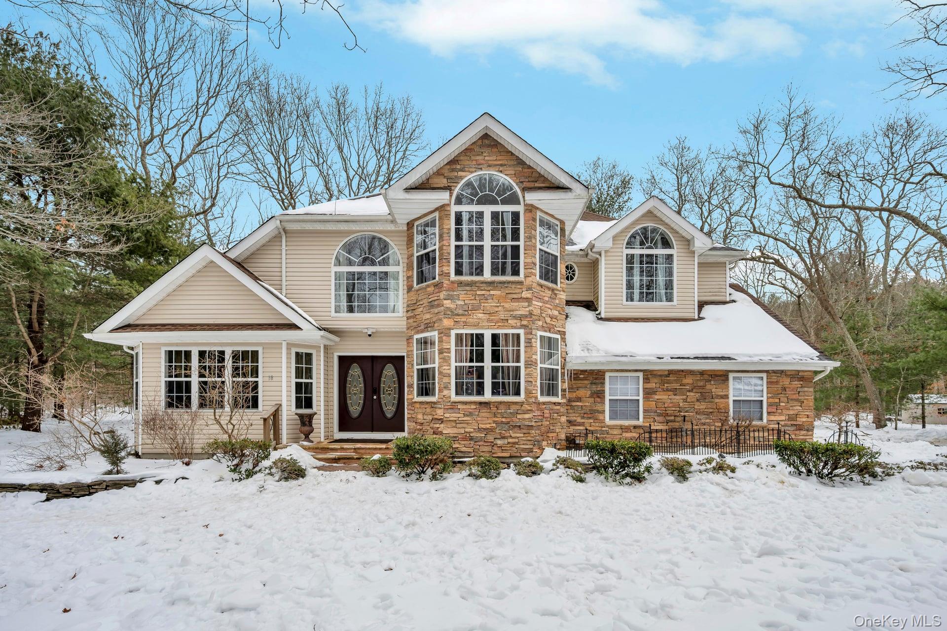 #2 photo, 18 Darcy Avenue, Manorville , NY 11949