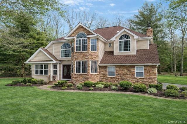 #3 photo, 18 Darcy Avenue, Manorville , NY 11949