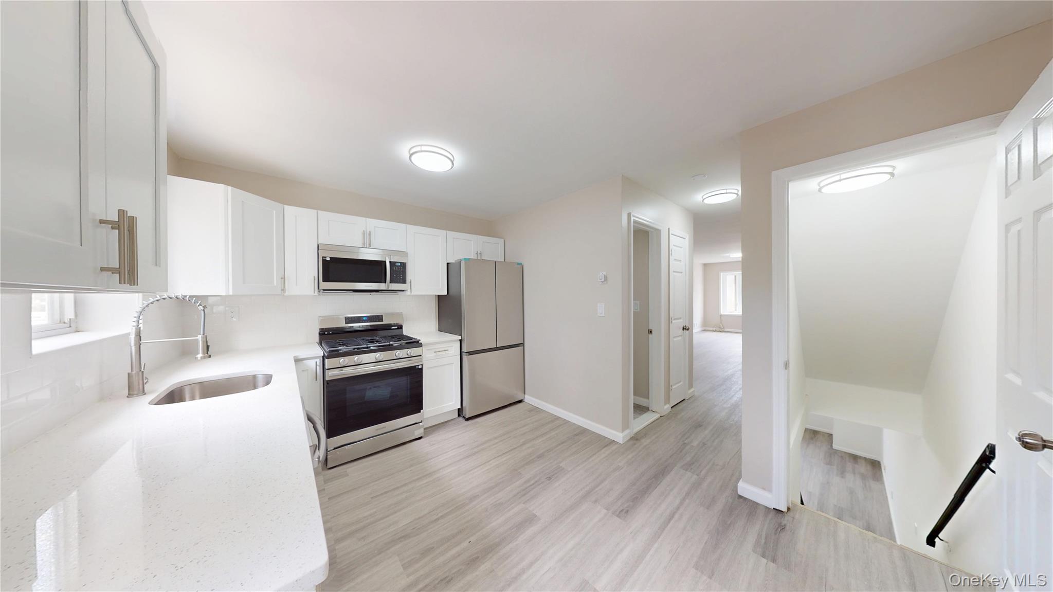 #6 photo, 109 Lyceum Court, Staten Island , NY 10310