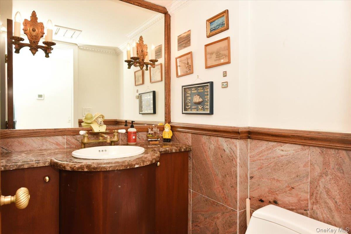 #14 photo, 3 Mill Pond Lane, Lattingtown , NY 11560