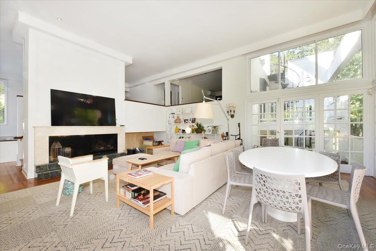 #7 photo, 3 Mill Pond Lane, Lattingtown , NY 11560