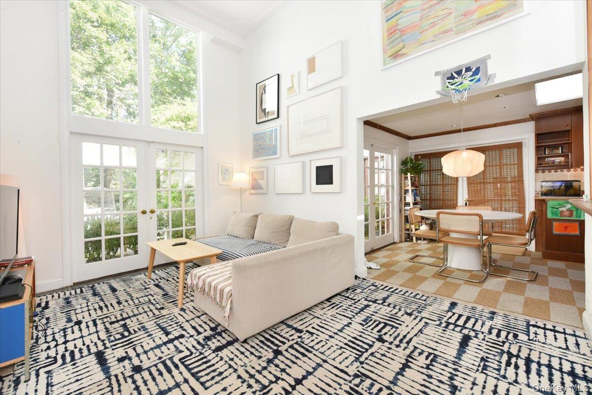 #9 photo, 3 Mill Pond Lane, Lattingtown , NY 11560