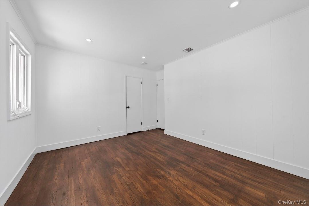 #15 photo, 8 Whitebirch Lane, Commack , NY 11725