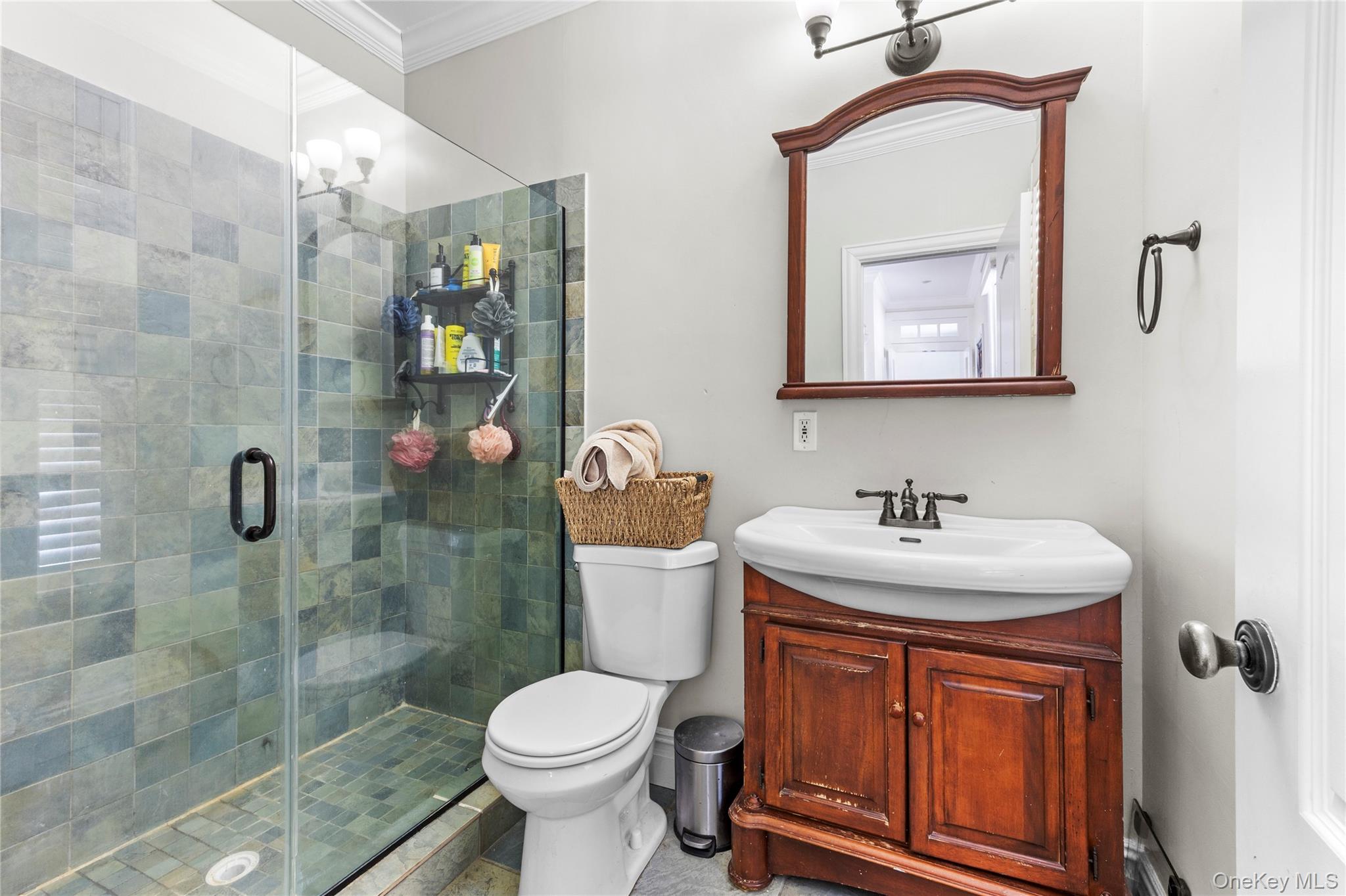 #13 photo, 62 Ellis Avenue, מחוז סאפוק Northport , NY 11768