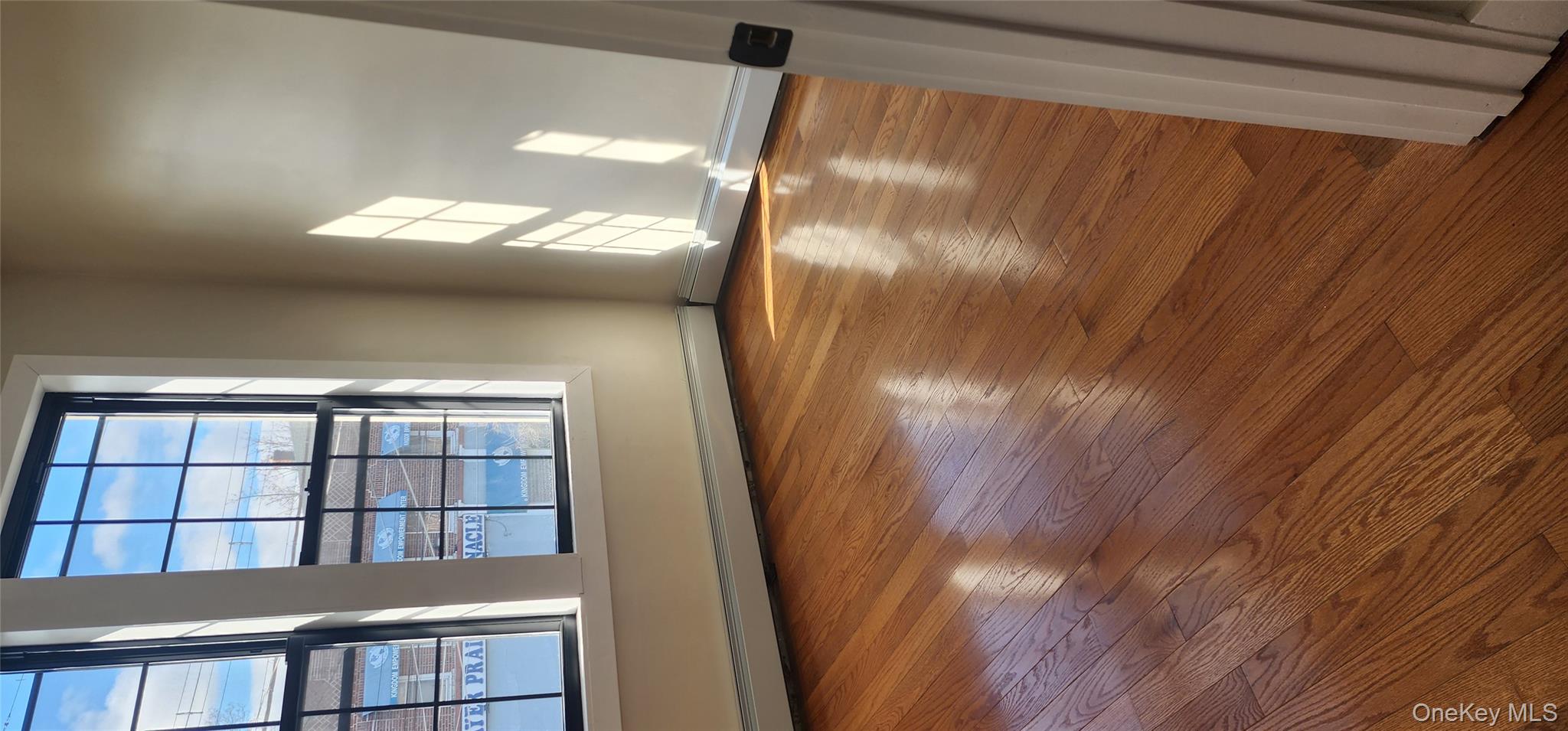 #4 photo, 106-47 Sutphin Boulevard, Jamaica , NY 11435