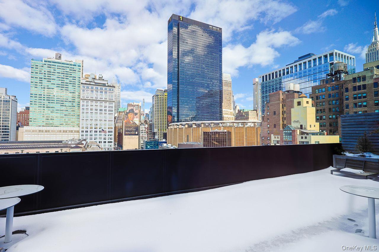 #10 photo, 300 W 30th Street, 맨해튼 New York (Manhattan) , NY 10001