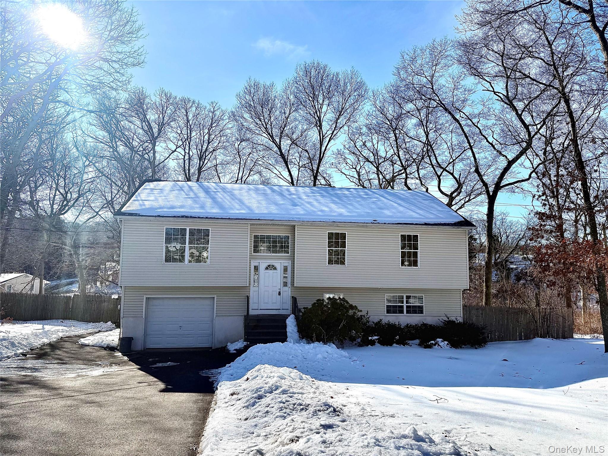 #1 photo, 2 New Street, Holtsville , NY 11742