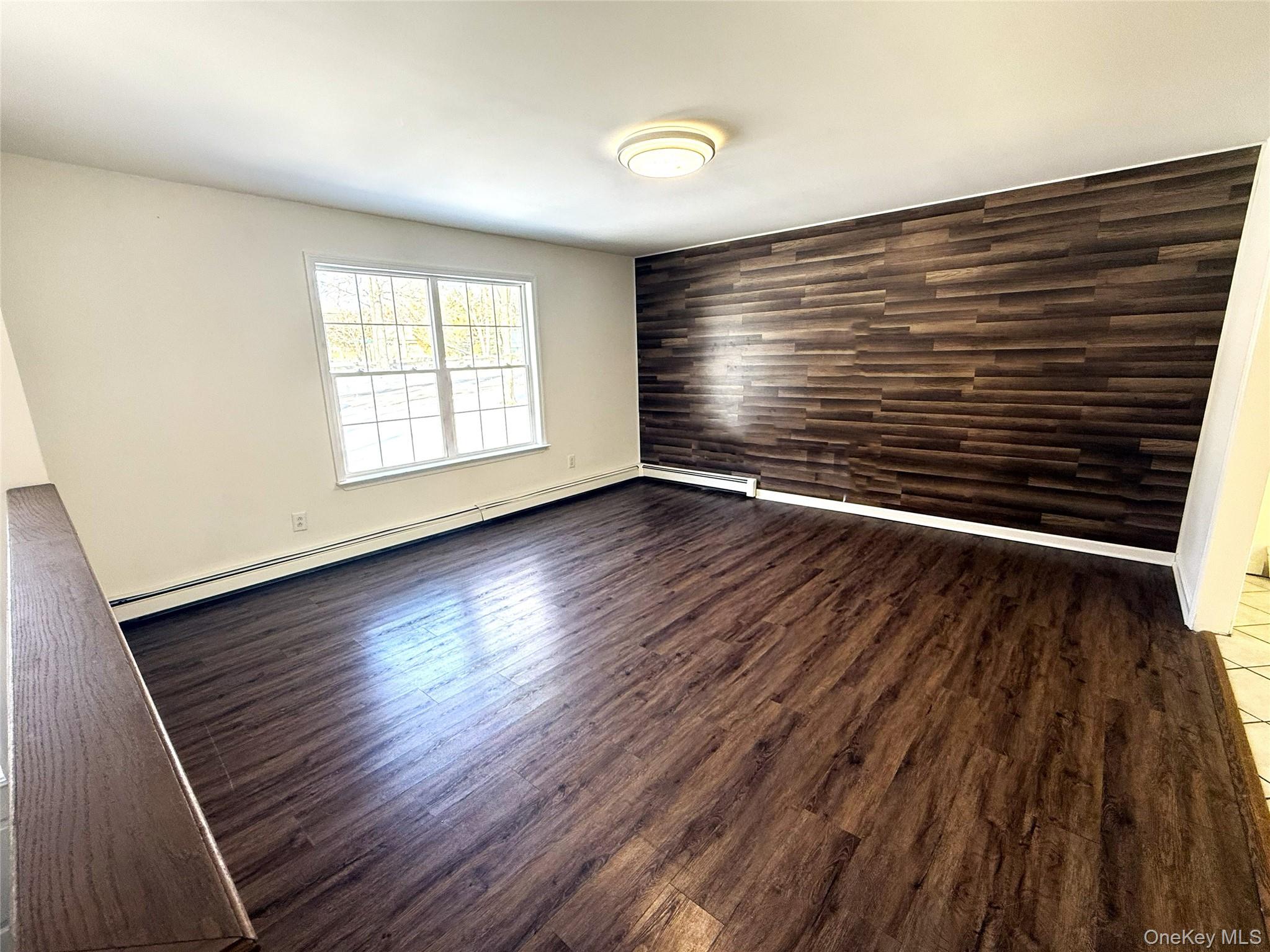 #11 photo, 2 New Street, Holtsville , NY 11742