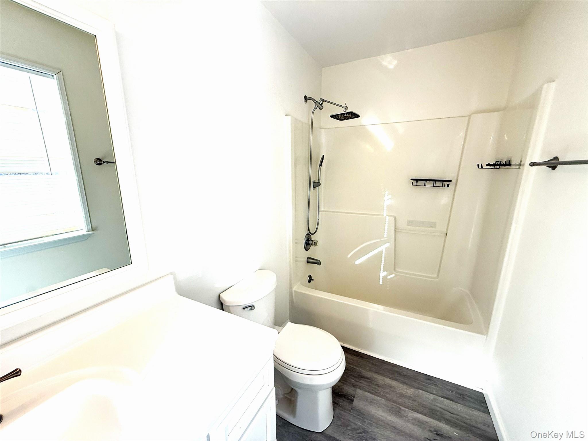 #19 photo, 2 New Street, Holtsville , NY 11742