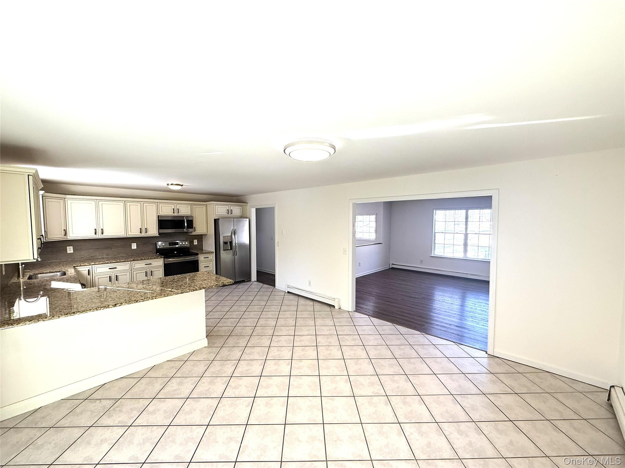 #5 photo, 2 New Street, Holtsville , NY 11742