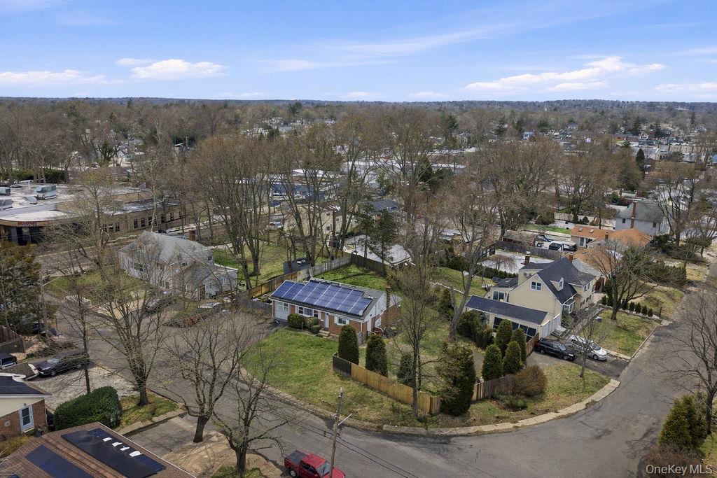 #10 photo, 45 Oakley Drive, Huntington , NY 11746