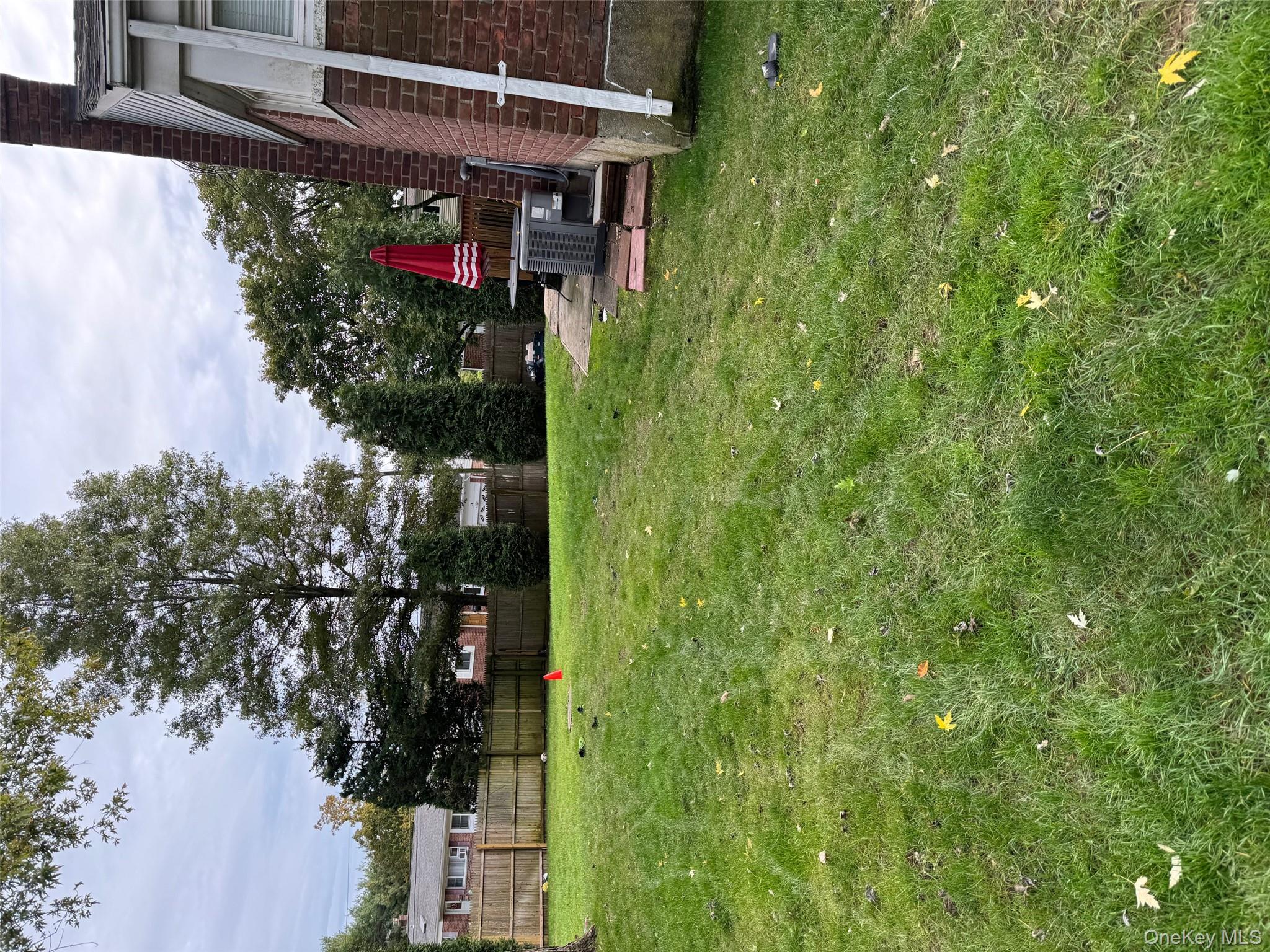 #7 photo, 45 Oakley Drive, Huntington , NY 11746