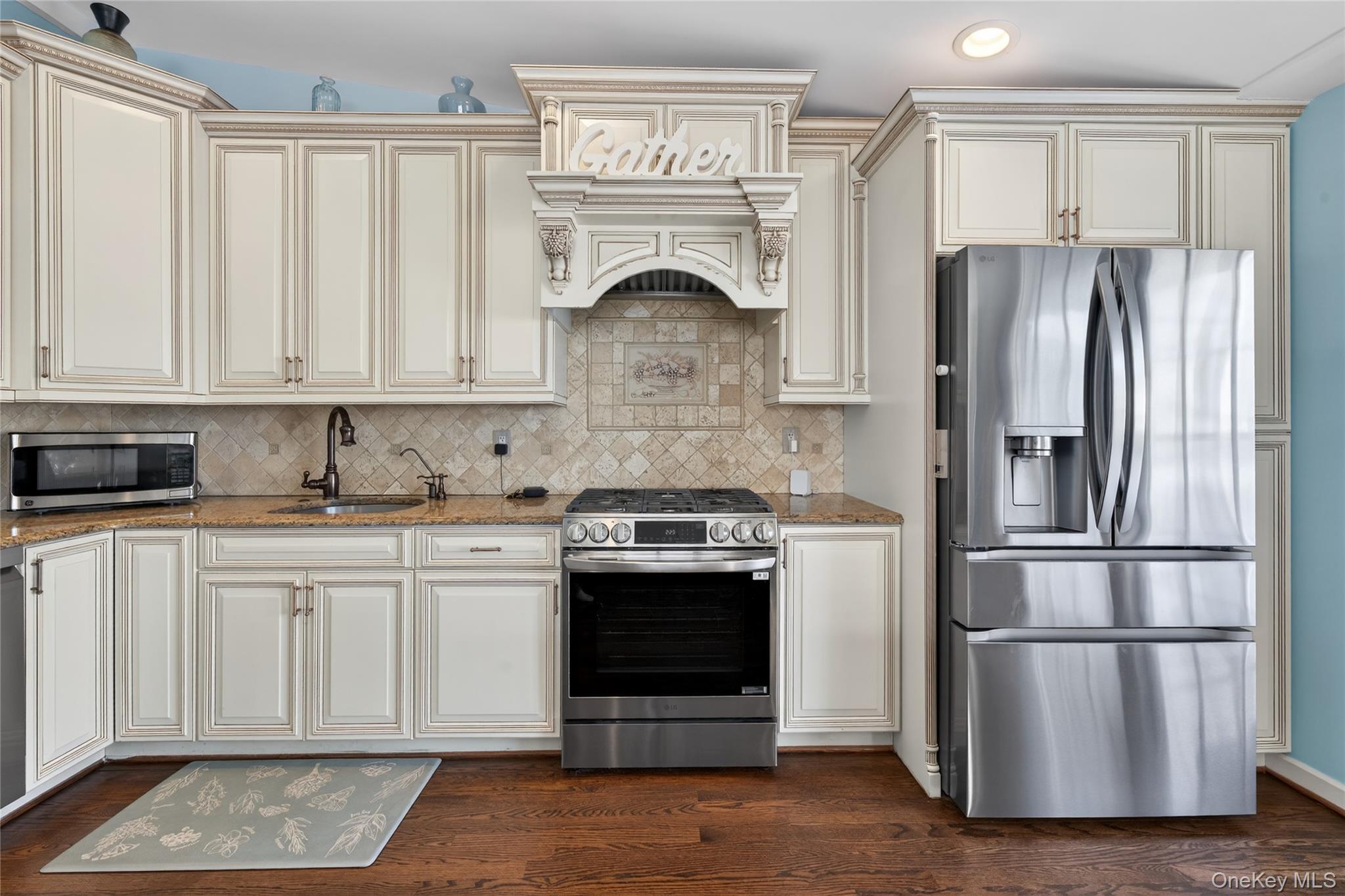 #19 photo, 3351 4th Street, Oceanside , NY 11572