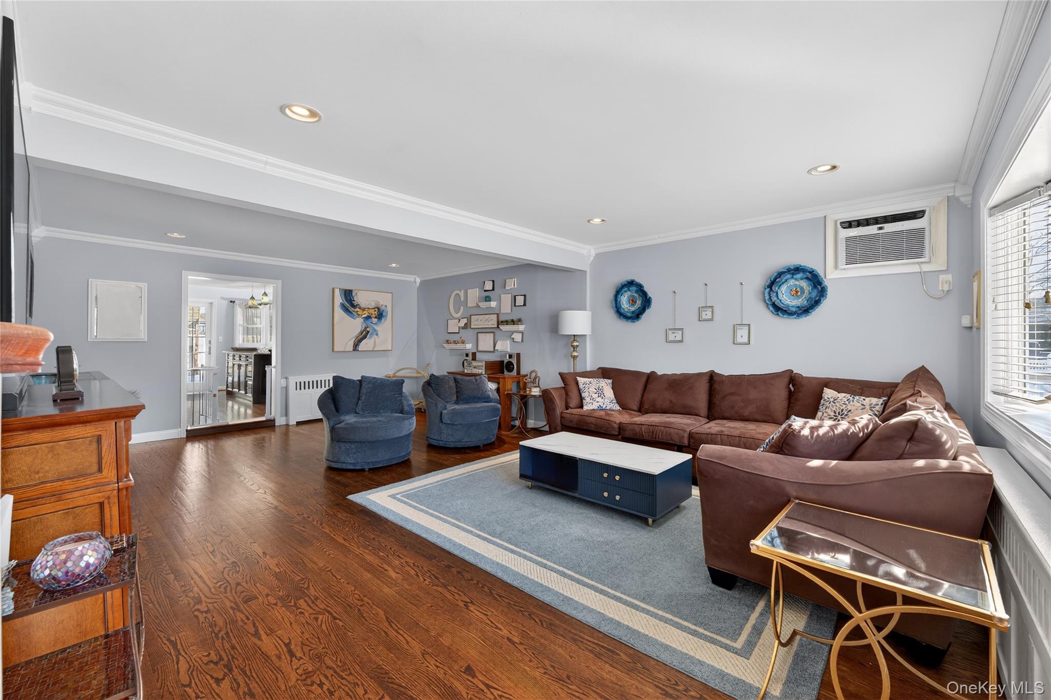 #5 photo, 3351 4th Street, Oceanside , NY 11572