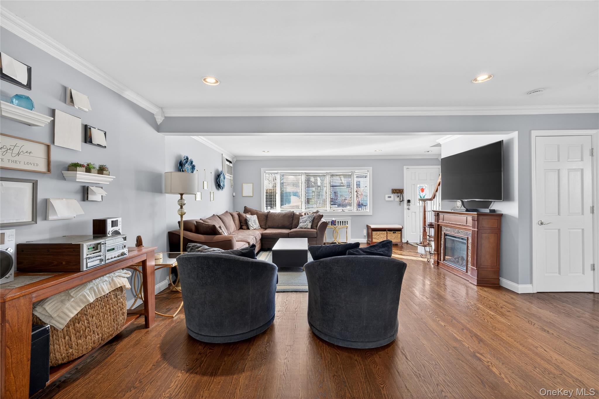 #6 photo, 3351 4th Street, Oceanside , NY 11572