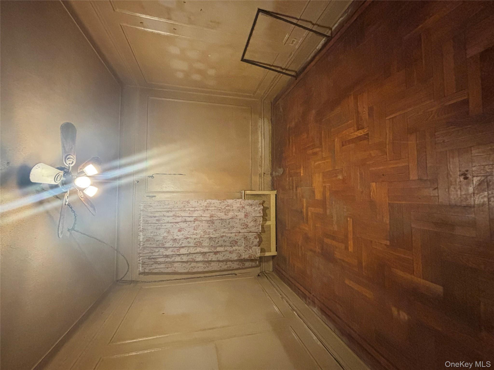 #7 photo, 31-14 Crescent Street, كوينز Astoria , NY 11106