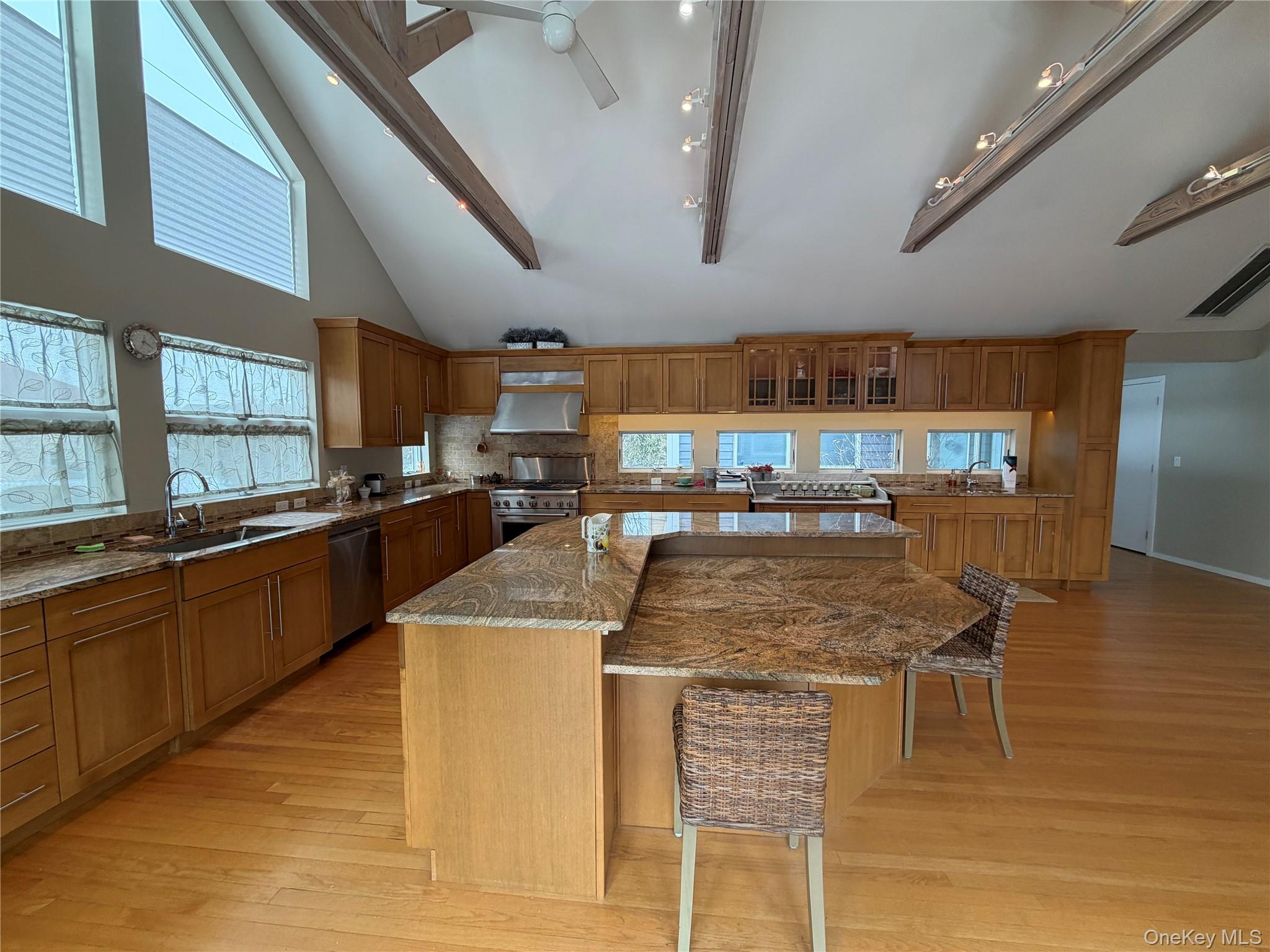 #6 photo, 33 Bath Street, Lido Beach , NY 11561