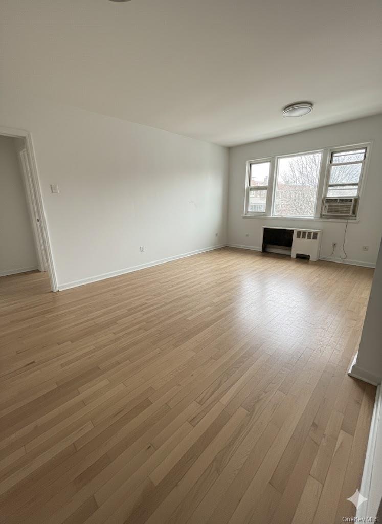 #2 photo, 68-56 140 Street, Kew Garden Hills , NY 11367