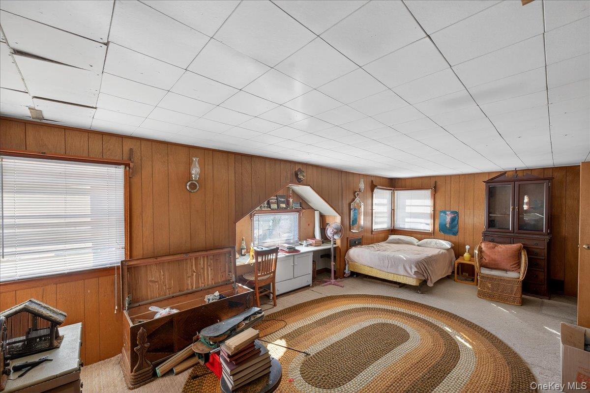 #12 photo, 175 Main Avenue, Mastic , NY 11950