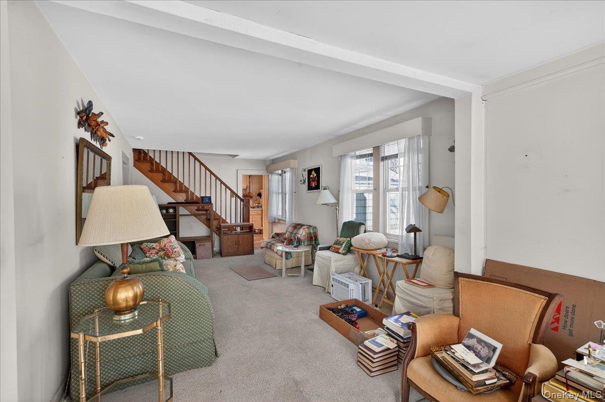 #5 photo, 175 Main Avenue, Mastic , NY 11950