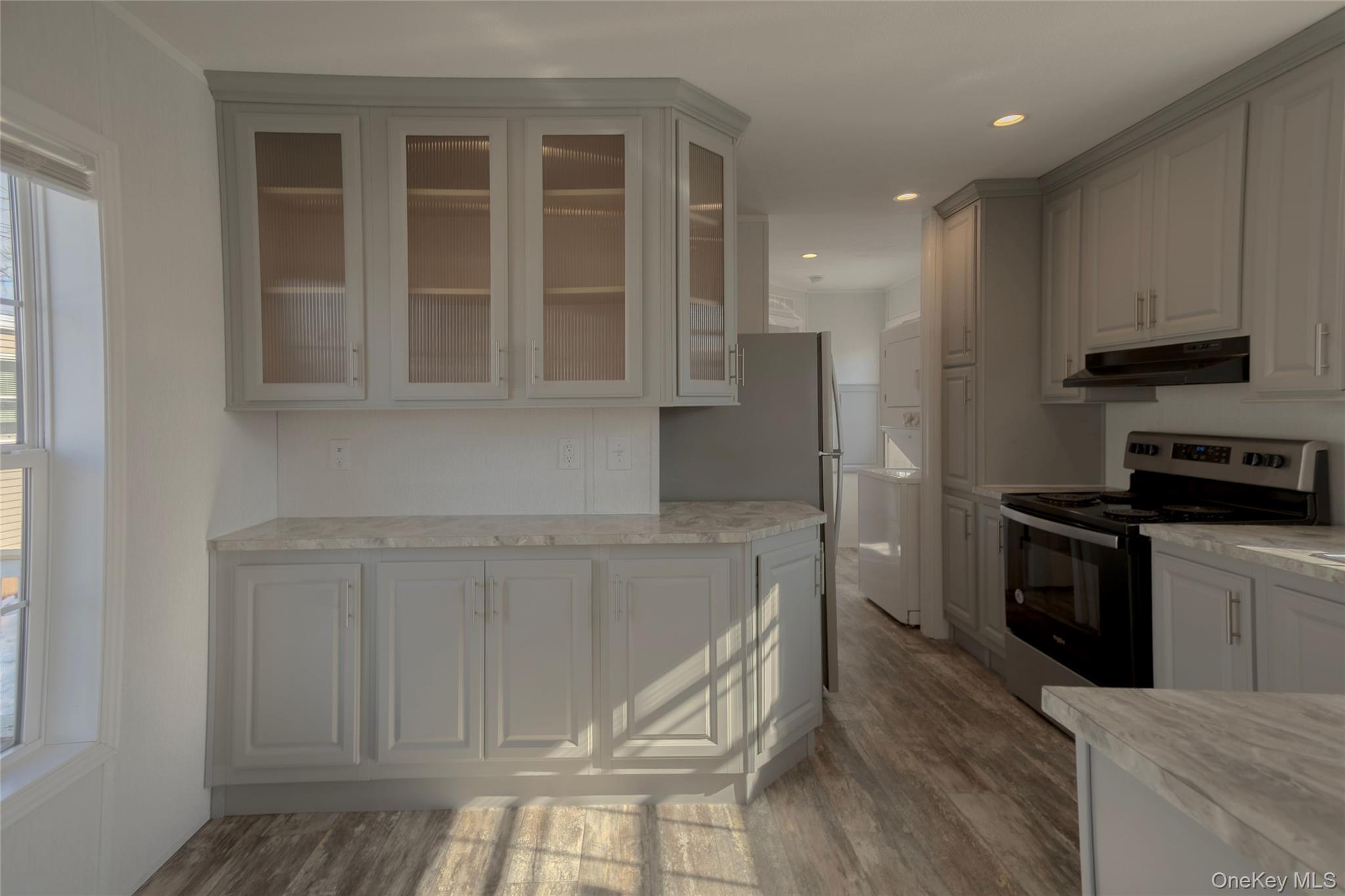 #1 photo, 150 Main Street, 东长岛 艾斯利普 Islip , NY 11751