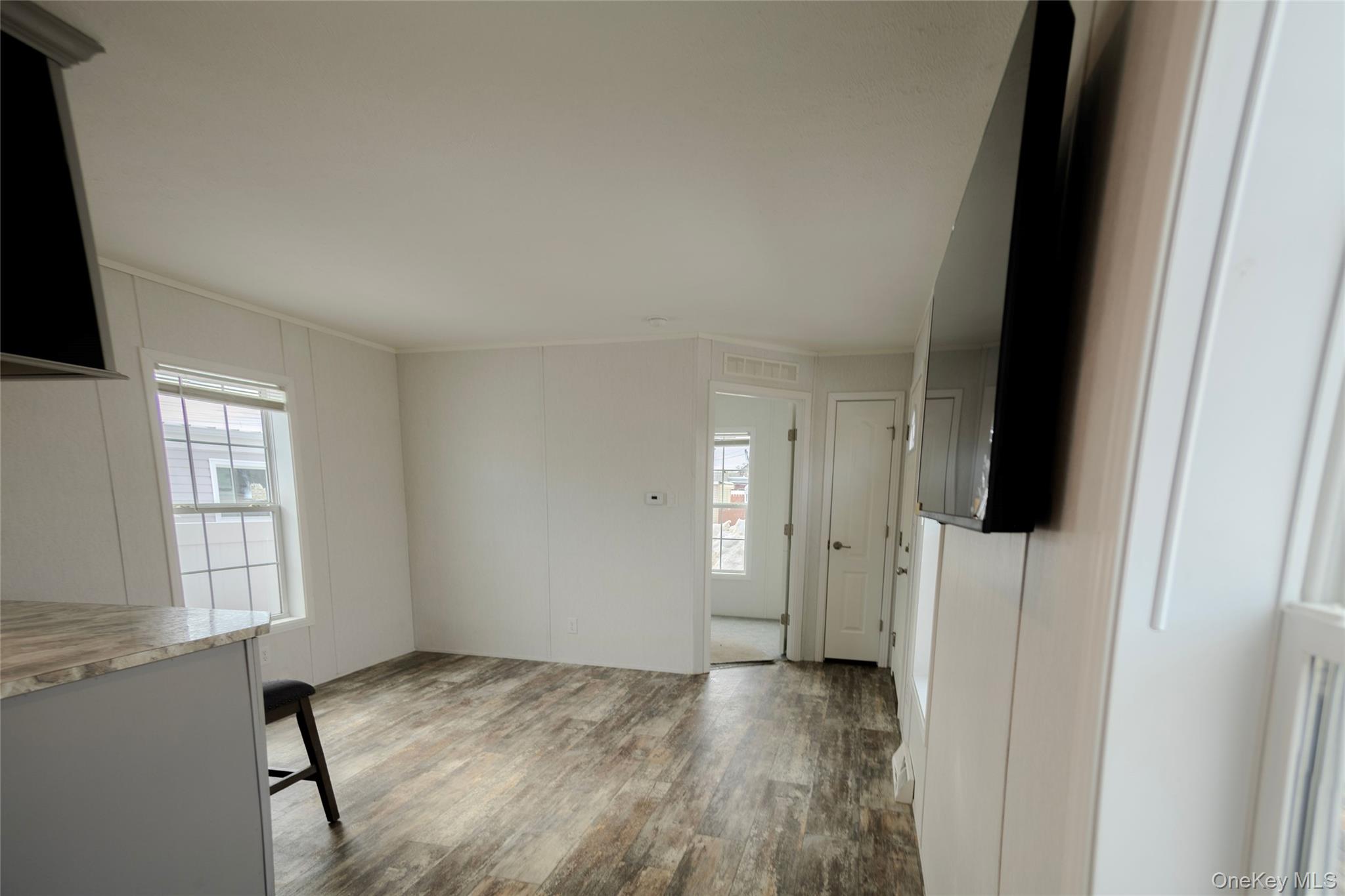 #11 photo, 150 Main Street, 东长岛 艾斯利普 Islip , NY 11751