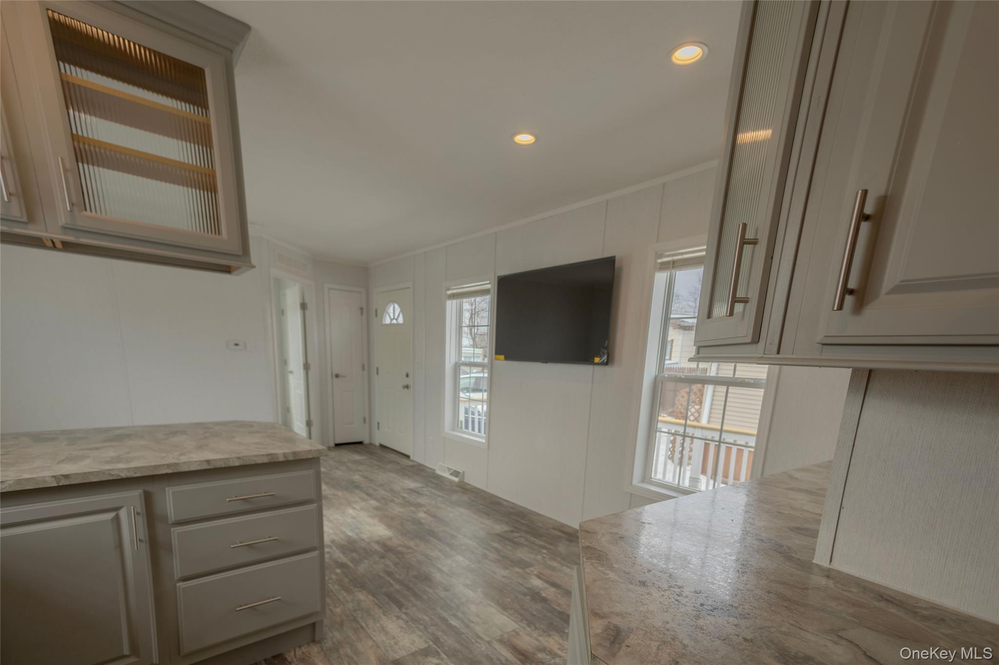 #9 photo, 150 Main Street, 东长岛 艾斯利普 Islip , NY 11751