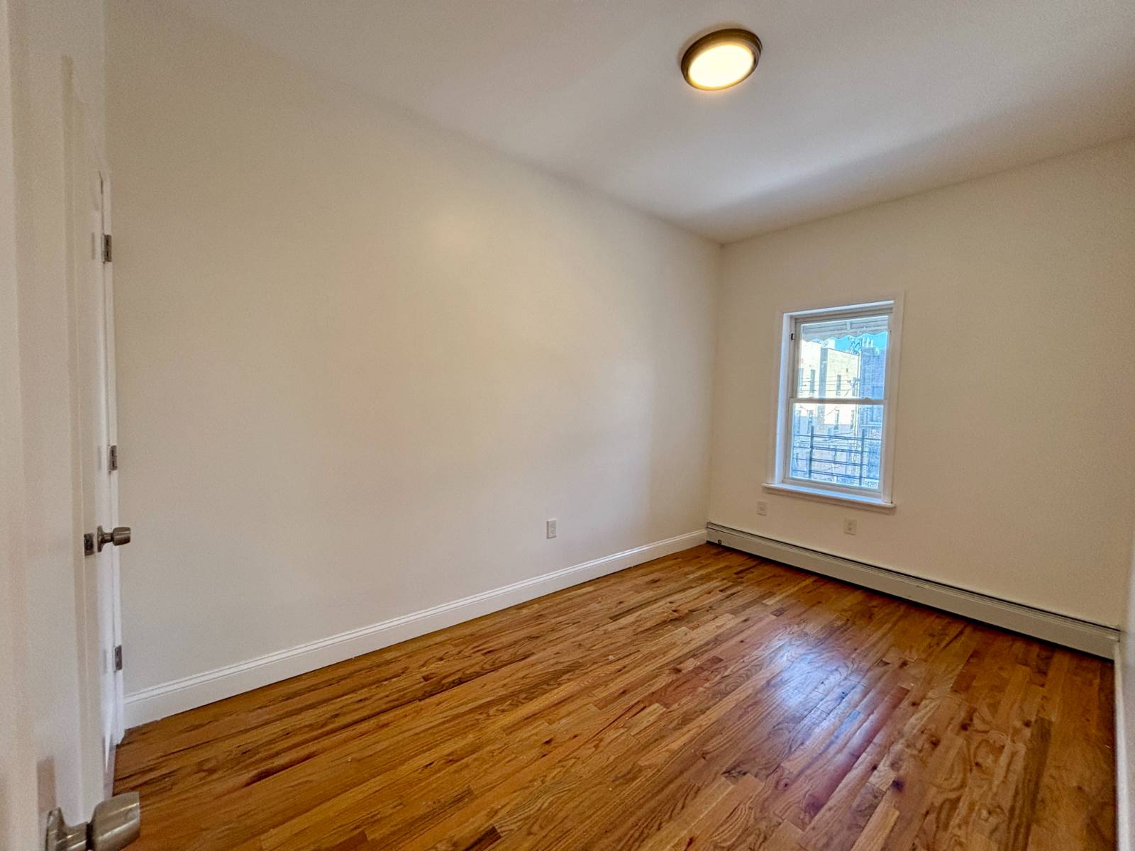 #7 photo, 3367 Fenton Ave, #3A, Laconia , NY 10469