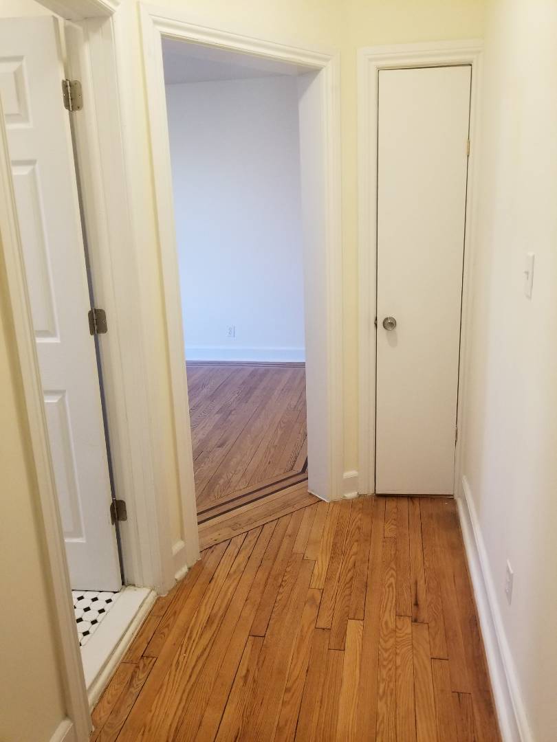 #9 photo, 4163 67st street, वुडसाइड Woodside , NY 11377