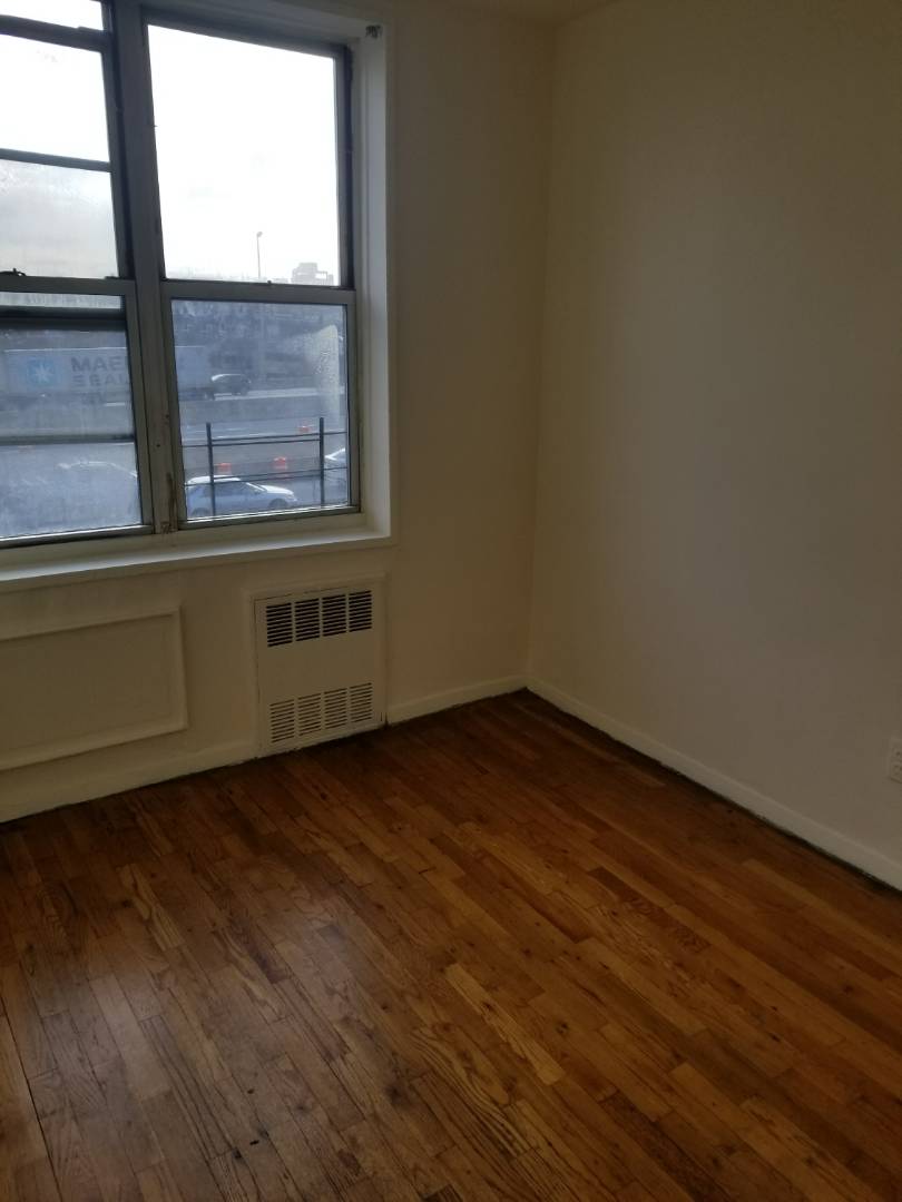 #6 photo, 9430 59 ave, Elmhurst , NY 11373