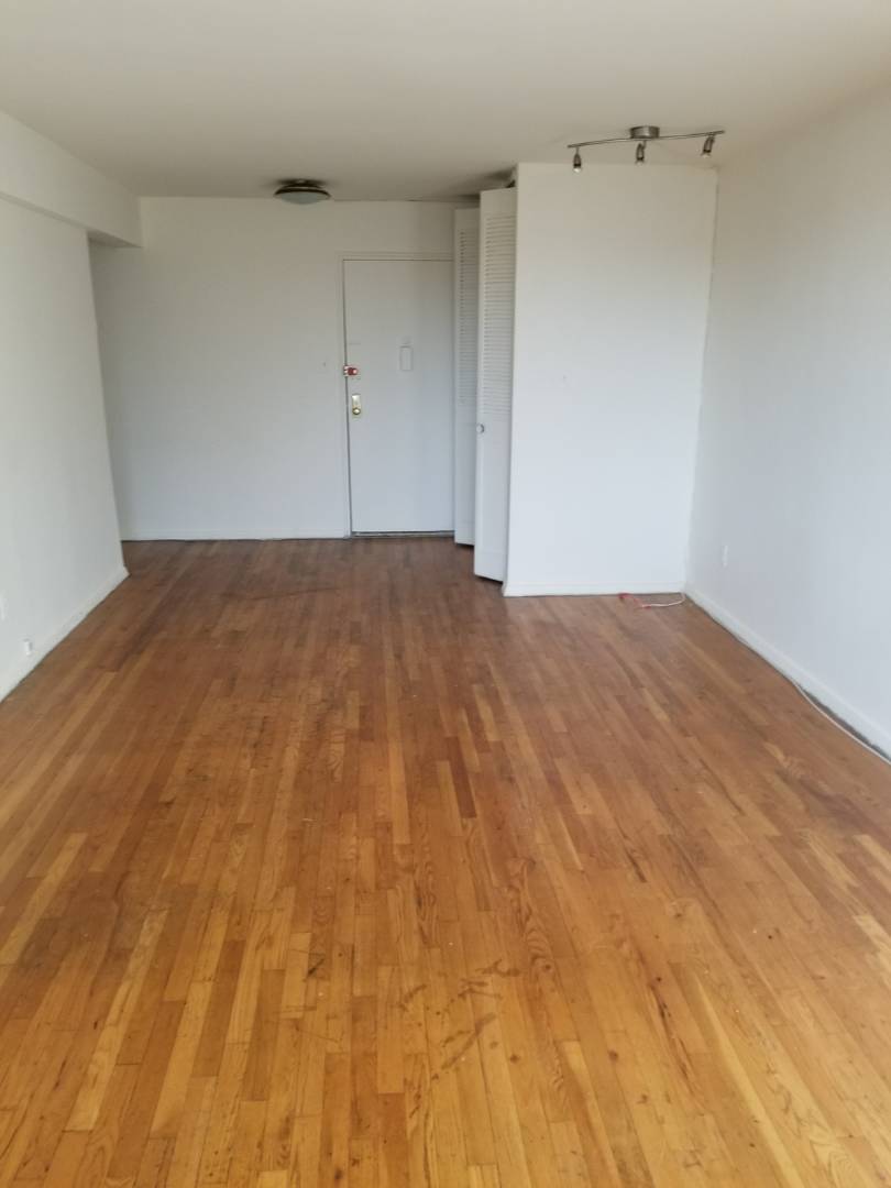 #9 photo, 9430 59 ave, Elmhurst , NY 11373