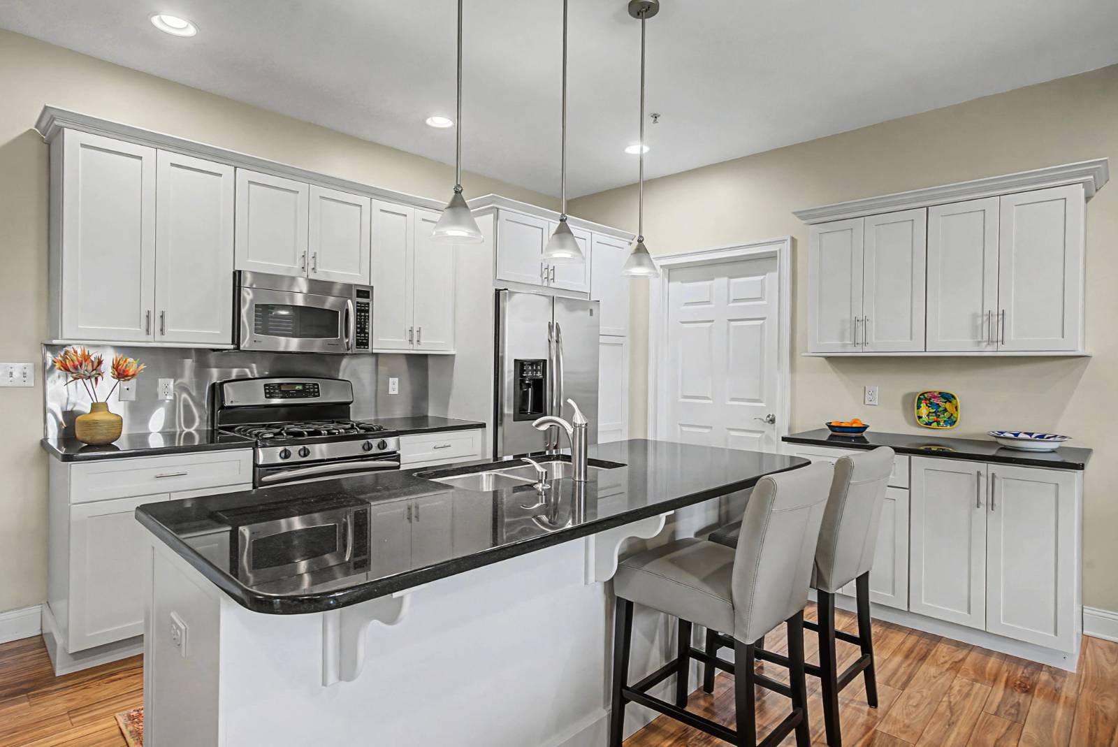 #27 photo, 87 Railroad Place, #203, Saratoga Springs , NY 12866