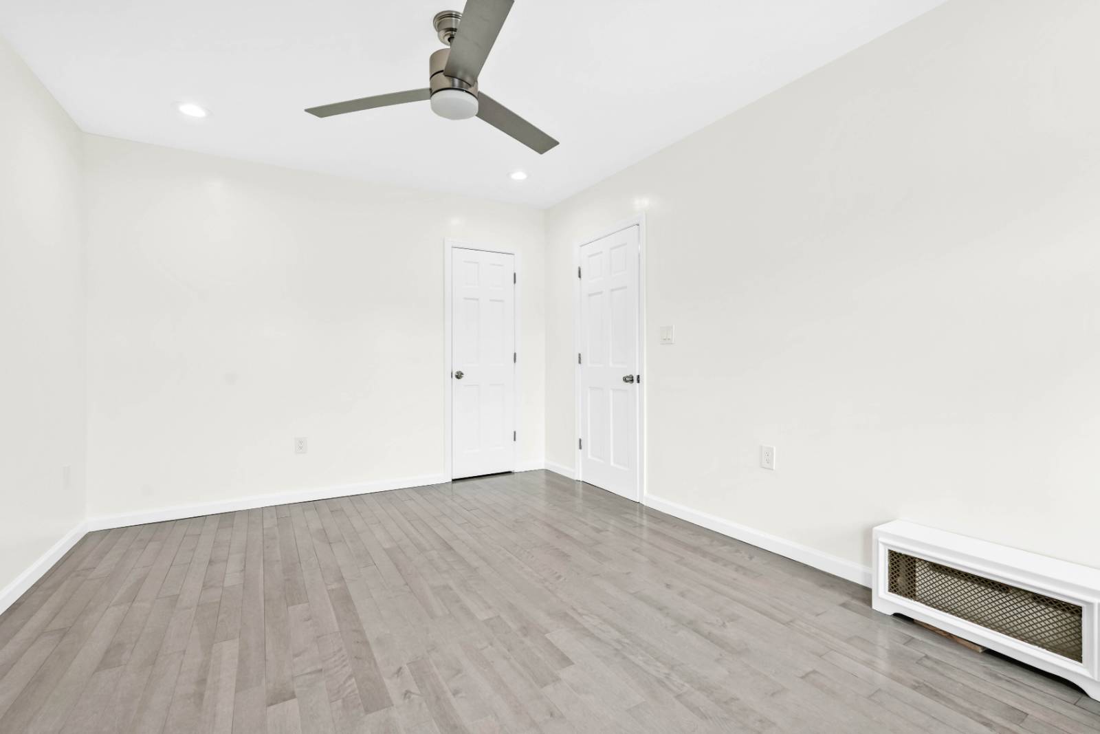 #24 photo, 5052 46TH STREET, Sunnyside , NY 11377