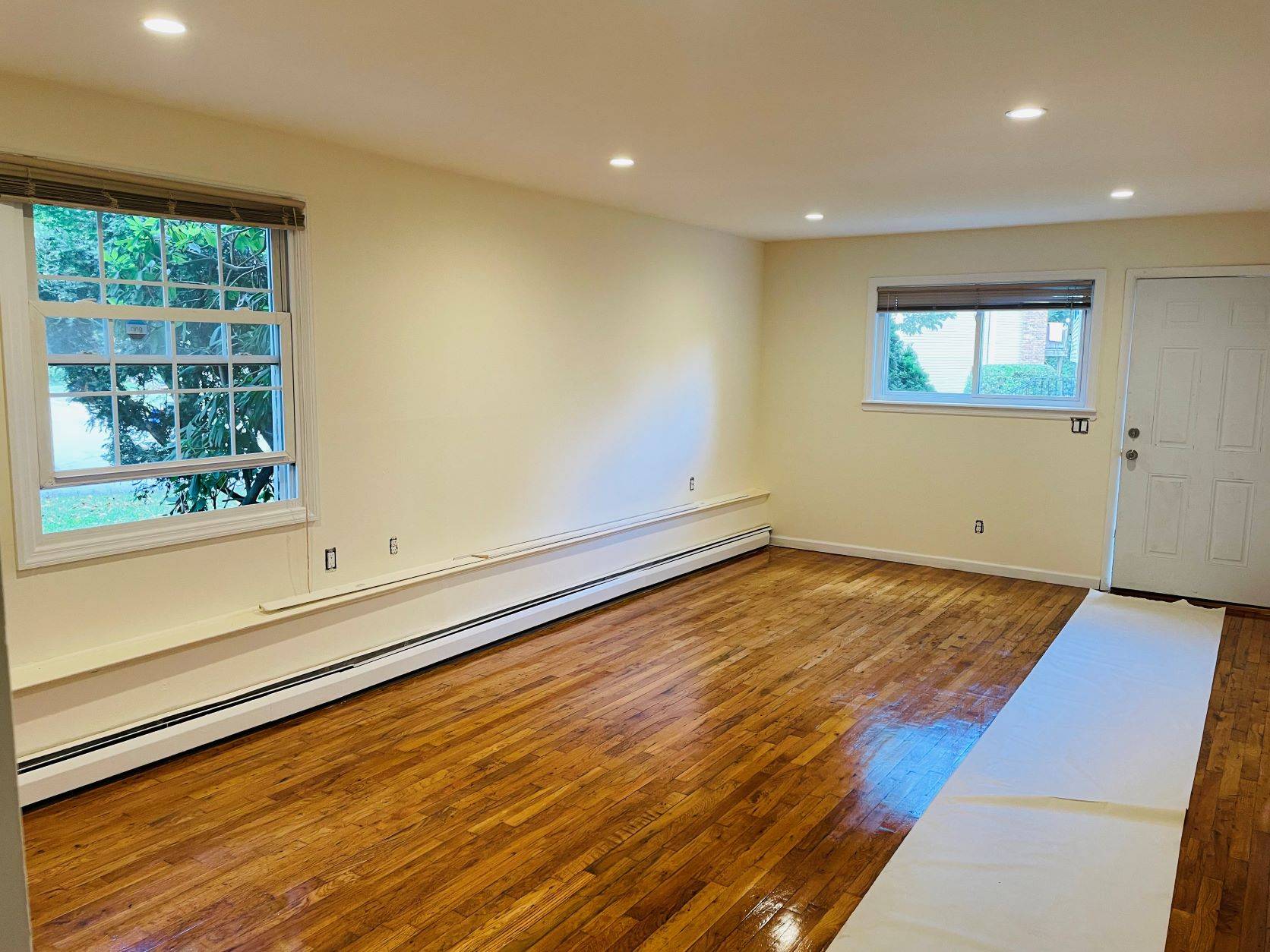 #1 photo, Alex Ln, Glen Cove , NY 11542