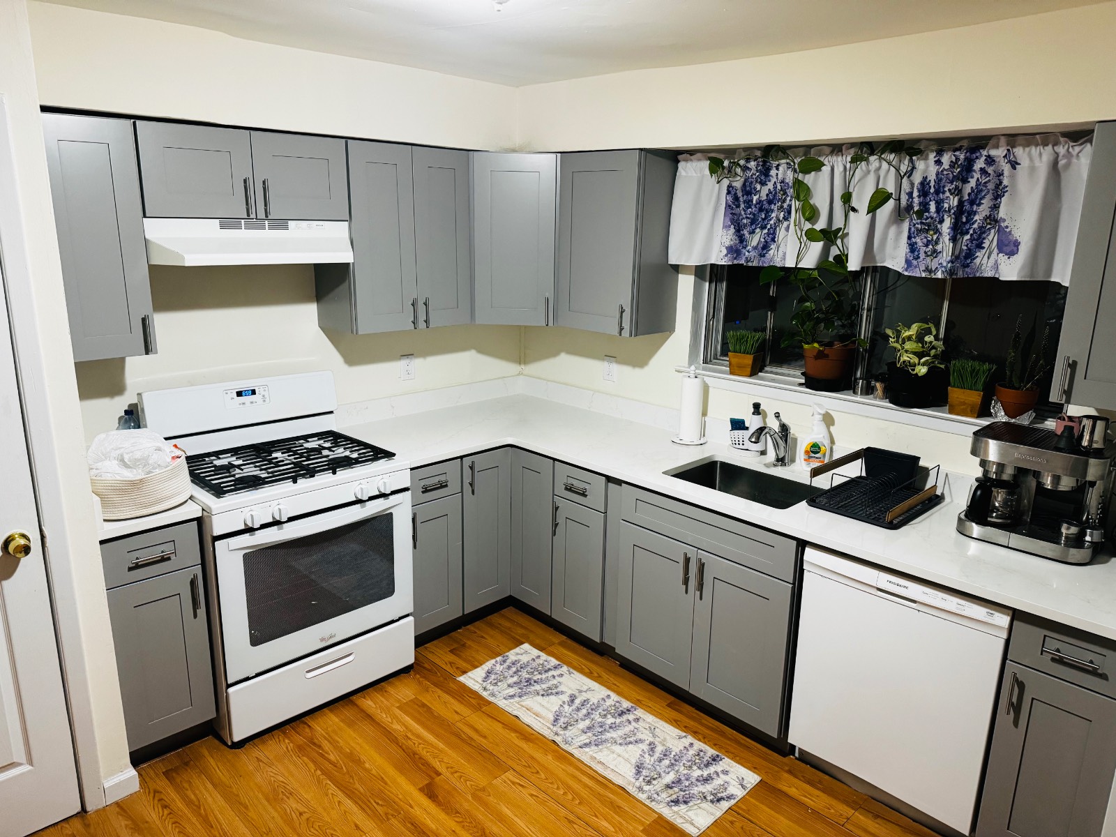 #2 photo, Alex Ln, Glen Cove , NY 11542