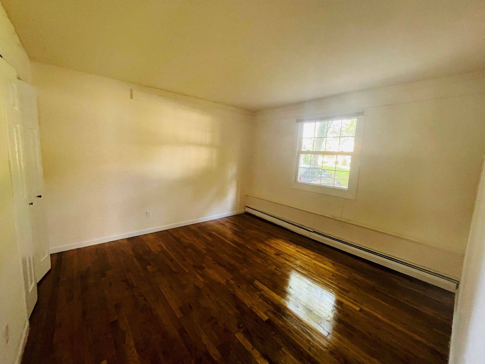 #5 photo, Alex Ln, Glen Cove , NY 11542