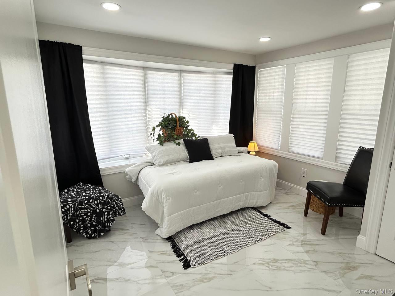 #18 photo, 53 Lee Avenue, Valley Stream , NY 11581