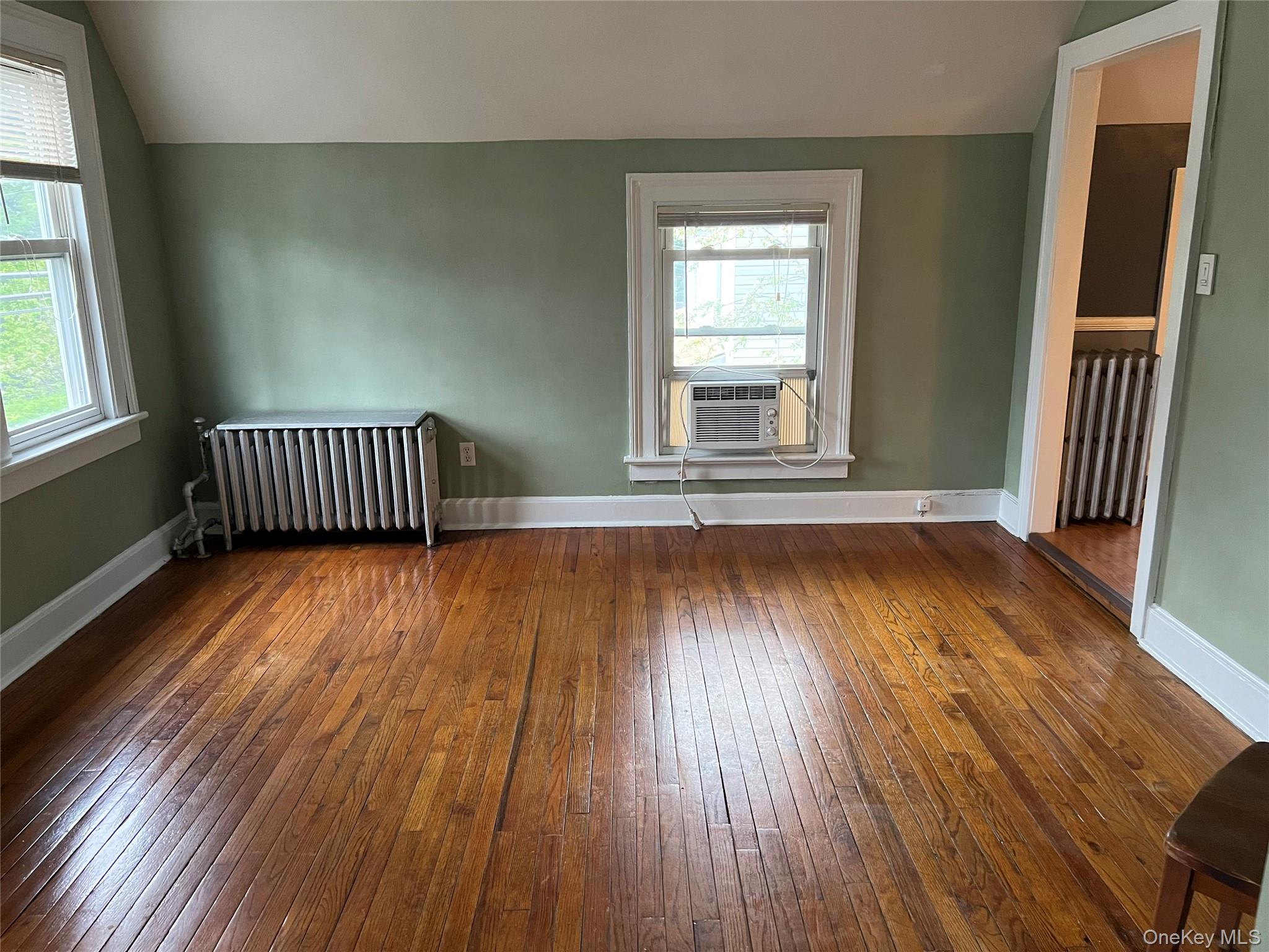 #12 photo, 140 12th Avenue, Sea Cliff , NY 11579