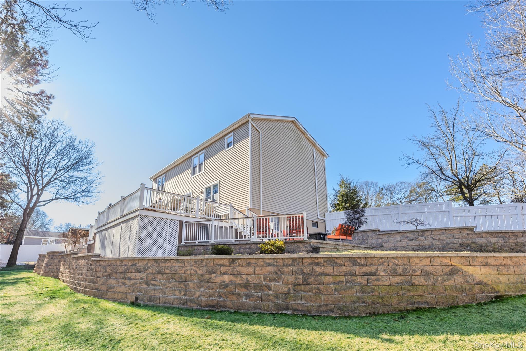 #10 photo, 123 9th Avenue, Holtsville , NY 11742