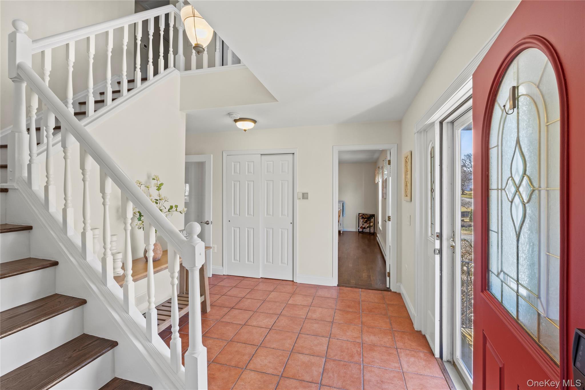 #17 photo, 123 9th Avenue, Holtsville , NY 11742