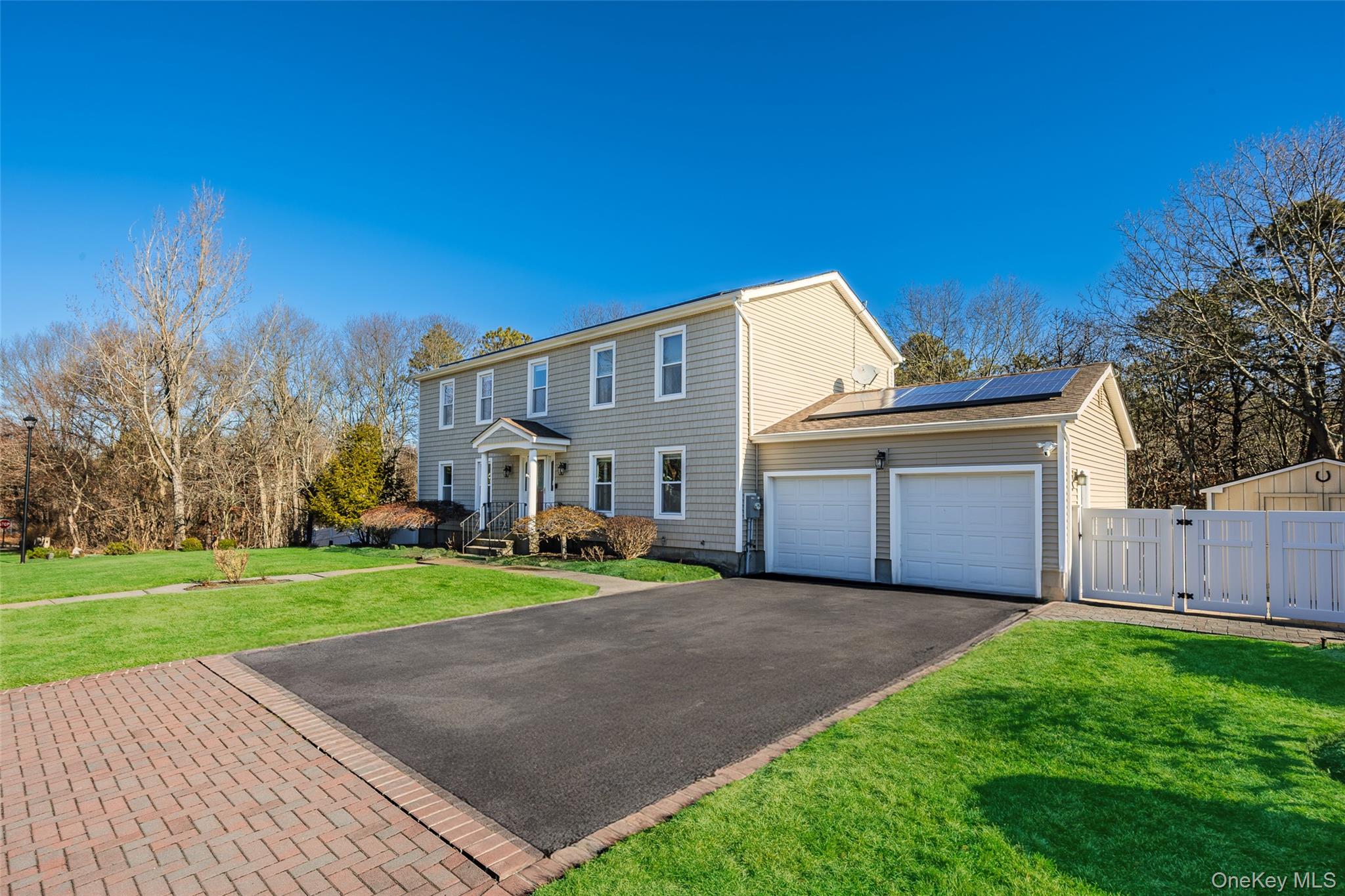 #4 photo, 123 9th Avenue, Holtsville , NY 11742