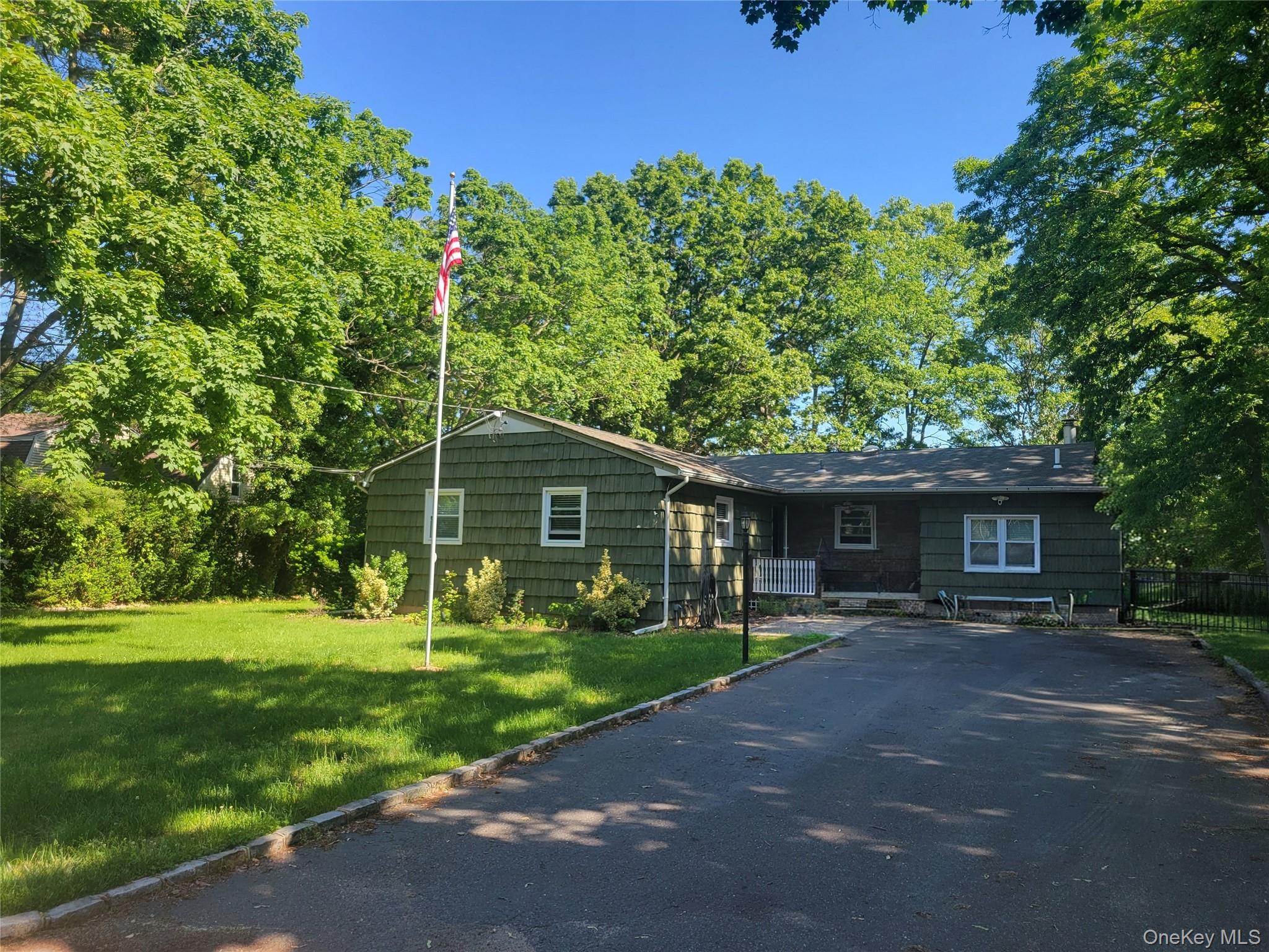 #1 photo, 29 Wrana Street, Medford , NY 11763