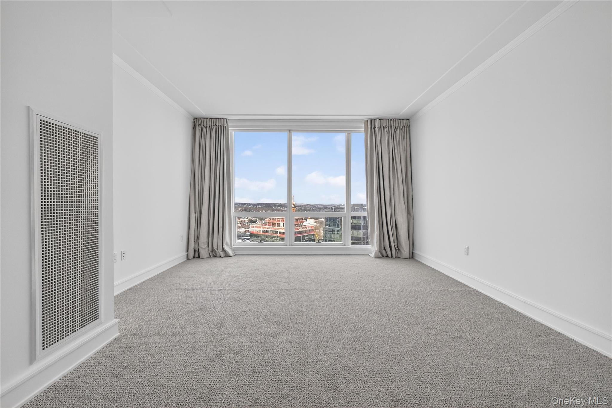 #10 photo, 1 Renaissance Square, White Plains , NY 10601