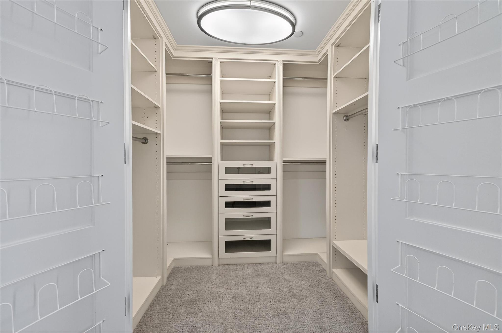 #12 photo, 1 Renaissance Square, White Plains , NY 10601