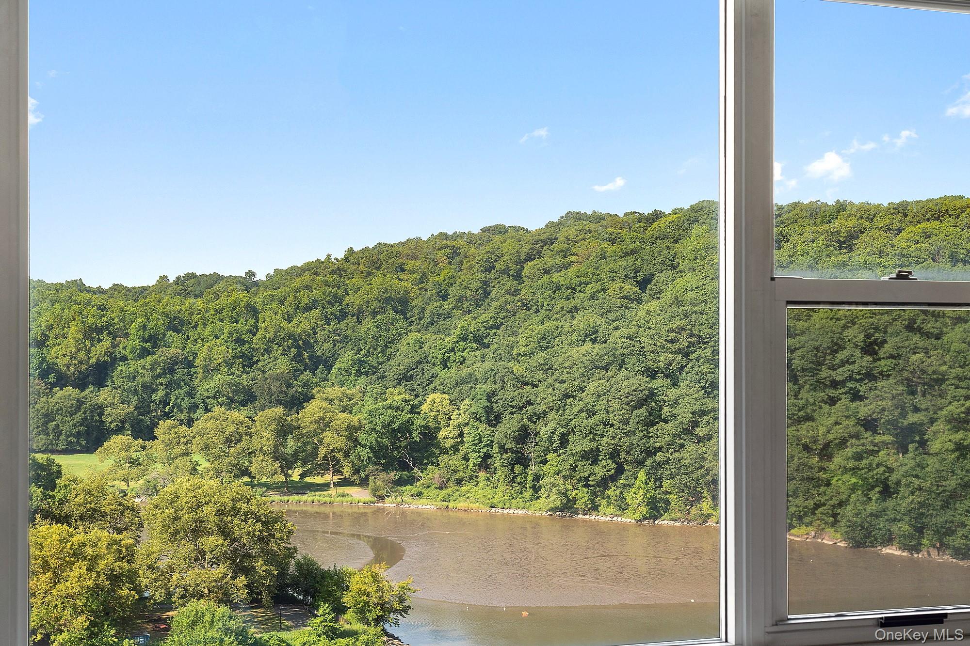 #1 photo, 2400 Johnson Avenue, 布朗士 Bronx , NY 10463